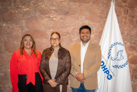 Luis de León Martínez acompañó a la titular de la DDHPO en la firma de convenio con municipios de la Mixteca