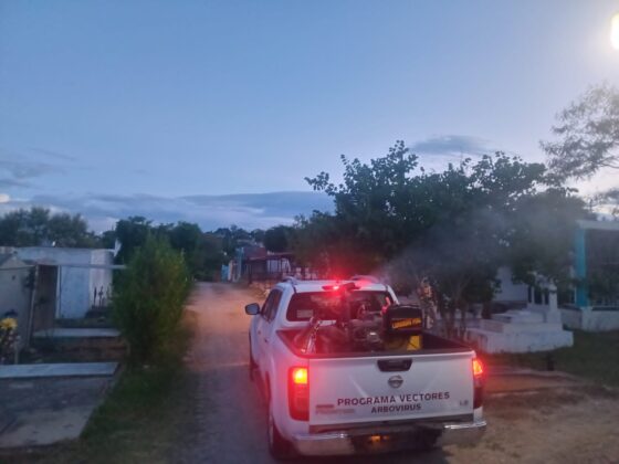 Autoridad municipal refuerza acciones sanitarias en los panteones de Huajuapan