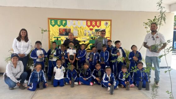 Niñas y niños, promotores de la cultura de la reforestación en Huajuapan