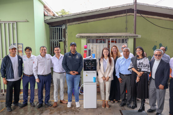 Luis de León asiste a presentación de proyecto para llevar agua de calidad a escuelas de la Mixteca